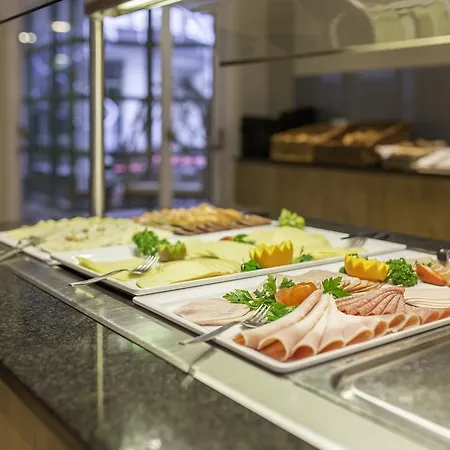 ホテル Michels Thalasso Nordseehaus 4*