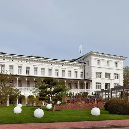 Michels Thalasso Nordseehaus ホテル ノルダーナイ