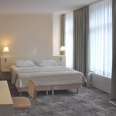 诺德奈米歇尔斯海水浴酒店 酒店