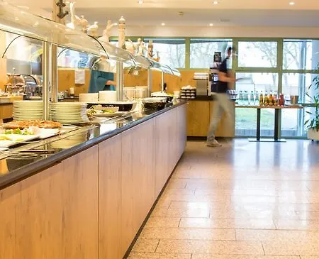 诺德奈米歇尔斯海水浴酒店 酒店 4*